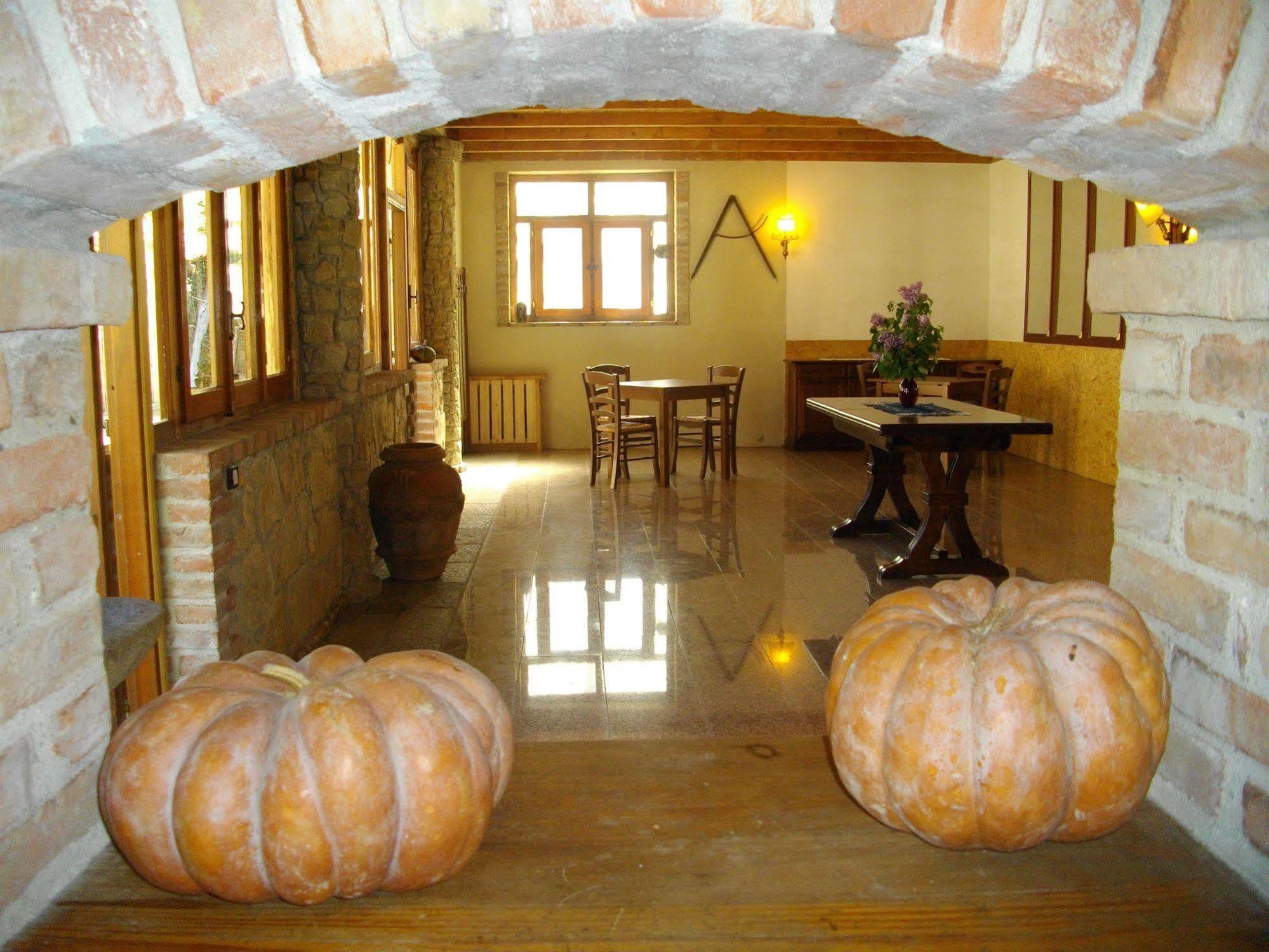 La Martinella Villa Canelli Kültér fotó
