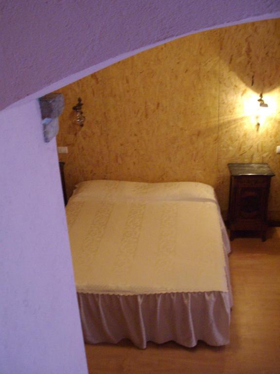 La Martinella Villa Canelli Szoba fotó